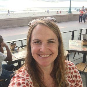 Meet your Posher, Laura